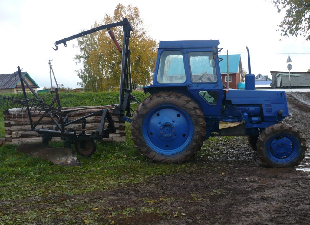 Права на трактор в Хакасии Республике